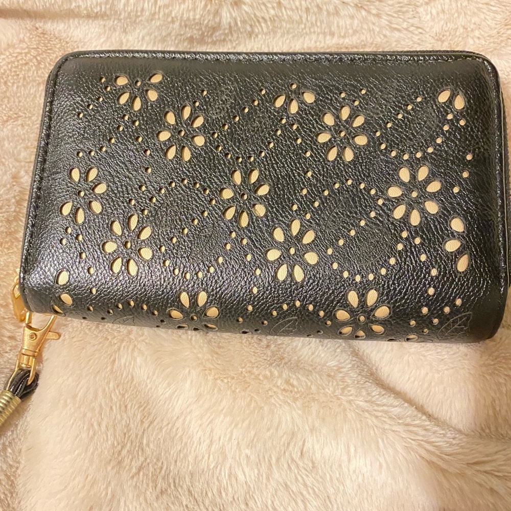 Victoria’s Secret  big wallet